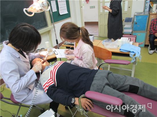광주시 광산구, 새날학교 구강건강 검진 나서