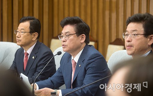 한국당 "여야정협의체 불참…의장회동·총리 면담 거부"(상보)