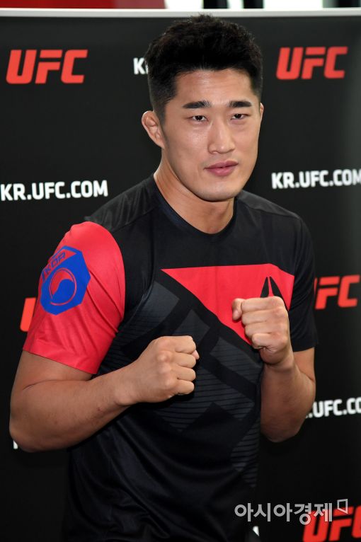UFC 김동현, 웰터급 세계랭킹 9위로 하락…코빙턴은 10위