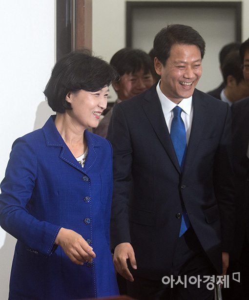 [포토]추미애 대표 찾은 임종석 비서실장