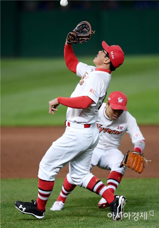 [포토]박정권, '내가 처리할게'