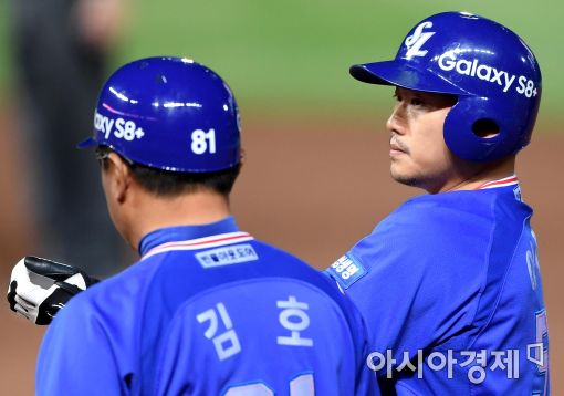 [포토]이지영, '달아나는 1타점 적시타'