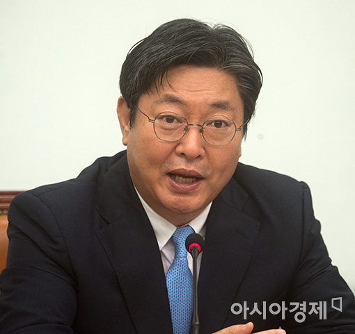 [포토]발언하는 이춘석 신임 사무총장