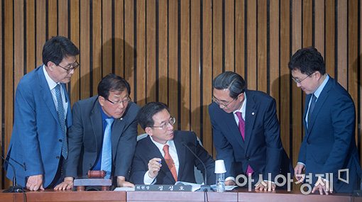 [포토]국회 정무위, 이낙연 후보자 인사청문회 논의