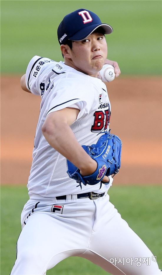 [포토]두산 선발 함덕주의 역투
