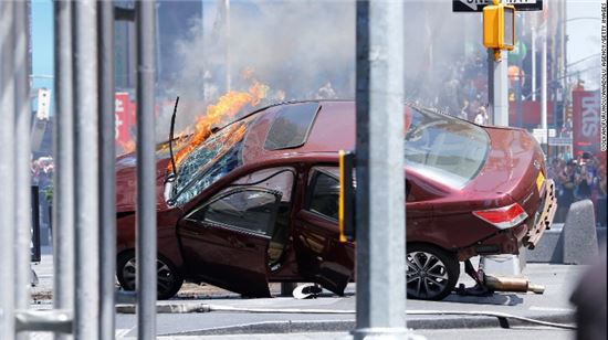 뉴욕 타임스퀘어에 차량 돌진…"한국인 부상자 없어"