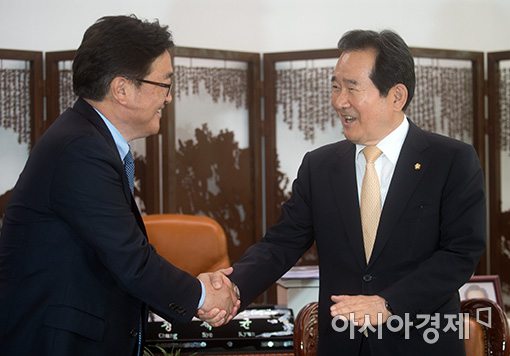 [포토]인사 나누는 정세균·우원식