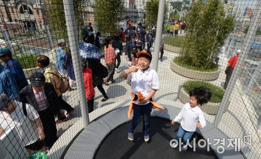 [포토]서울로 7017 속 어린이 시설 