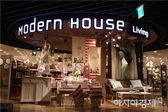 이랜드, ‘모던하우스’ 7000억원에 매각…리테일 상장 추진