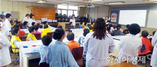 곡성시니어클럽, 노인행복을 위한 프로그램 운영