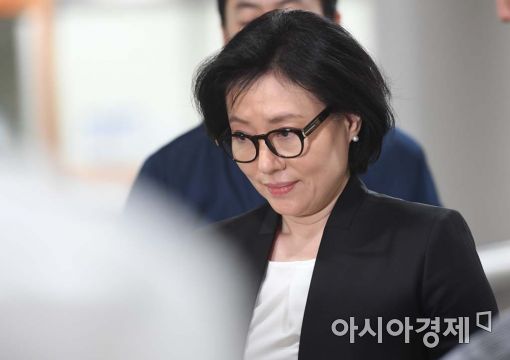 롯데백화점, '서미경 식당' 내보낸다…내년 1월까지 '퇴출'