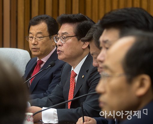 한국당 "李 총리 인준 용납 안돼…특위는 어제자로 종료"