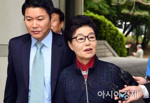 법원 '1억 사기' 박근령 1심서 무죄…"범죄 증명 안돼"