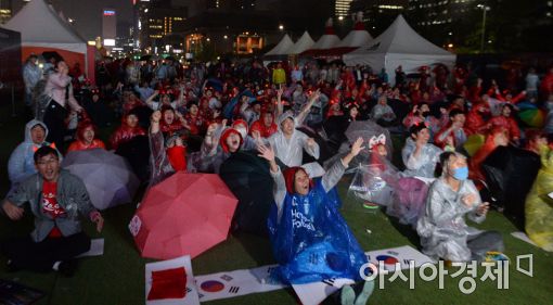 [포토]광장은 축제 분위기!