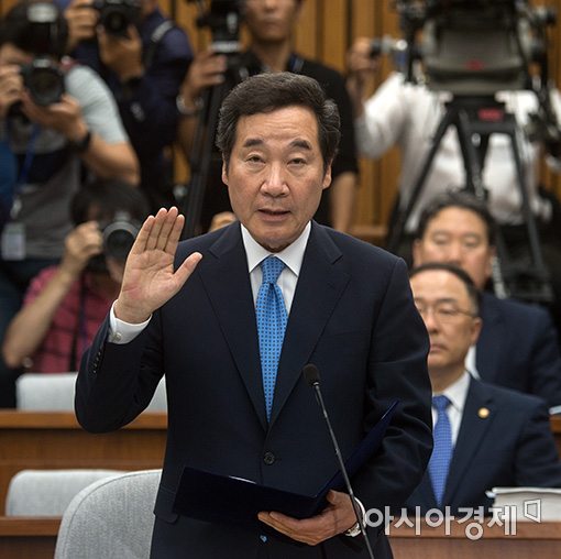 이낙연 “누추한 인생 돌아보겠다” 발언에 네티즌 “겸손의 표상이네요” 화답