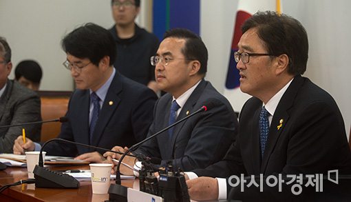 [포토]모두발언하는 우원식 원내대표