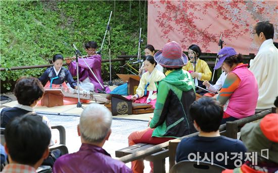 [포토]광주동구, 의재로 화폭산책 ‘무등에 흐르는 역사’개최