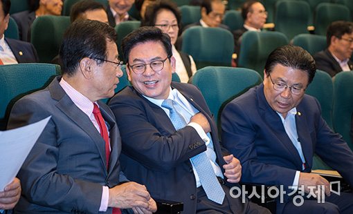 한국당 '추경 수정안' 발표…민생·일자리 사업에 1조 증액 요구