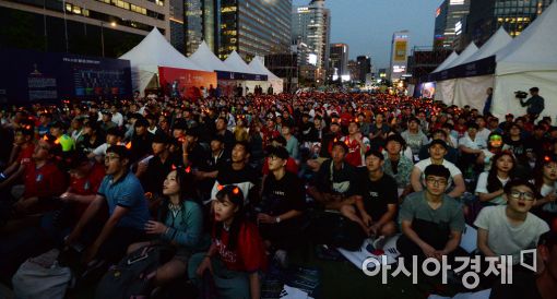 [포토]광장 메운 붉은악마