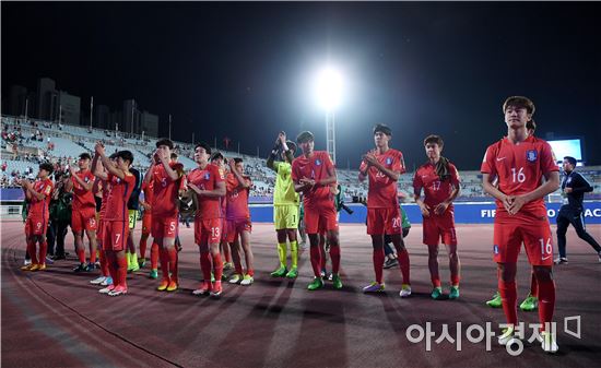 [포토]U-20대표팀, '졌지만 잘 싸웠어'