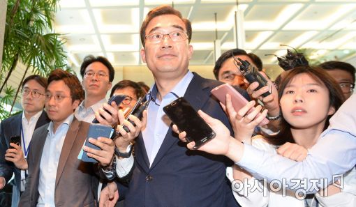 [포토]위승호 국방정책실장, '묵묵부답'