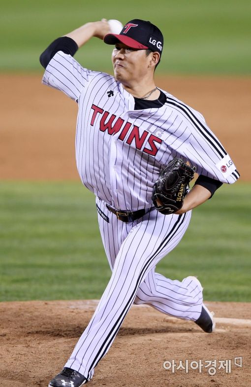 [포토]역투하는 정찬헌, '마무리는 내가!'