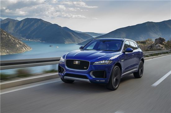 재규어 'F-PACE' 전 트림 300만원 인하 