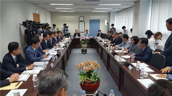 국정위, 미래부에 통신비 인하 압박…"공약은 지키려고 있는 것" 