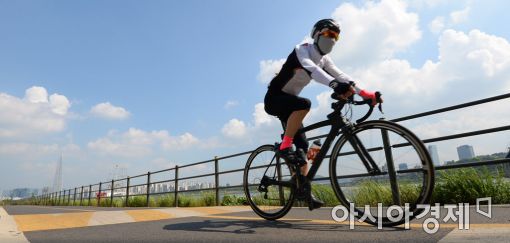 [포토]파란 하늘 아래