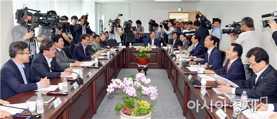 윤장현 광주시장, “지역 균형발전이 먼저다”