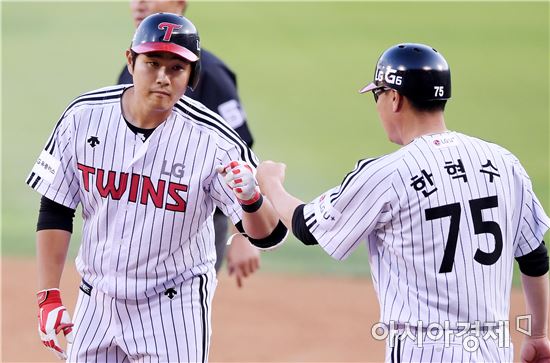 [포토]김재율, '오늘도 타점 신고합니다'