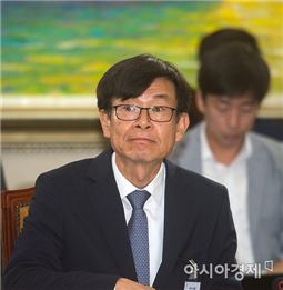 김상조, 은마아파트 위장전입 의혹 "부인 대장암 치료 때문"