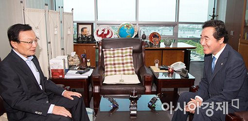 [포토]의견 나누는 이낙연·이해찬