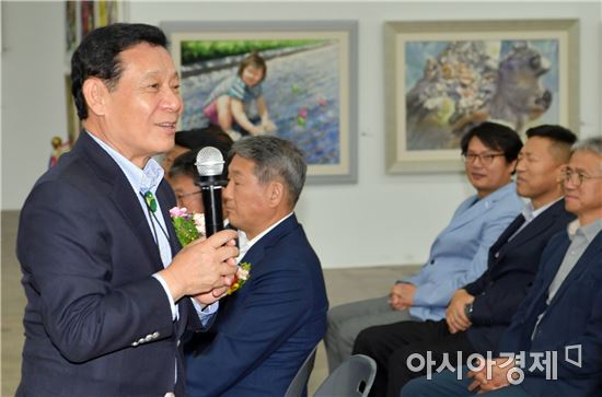 윤장현 광주시장, 광주시 미술대전 시상식 참석