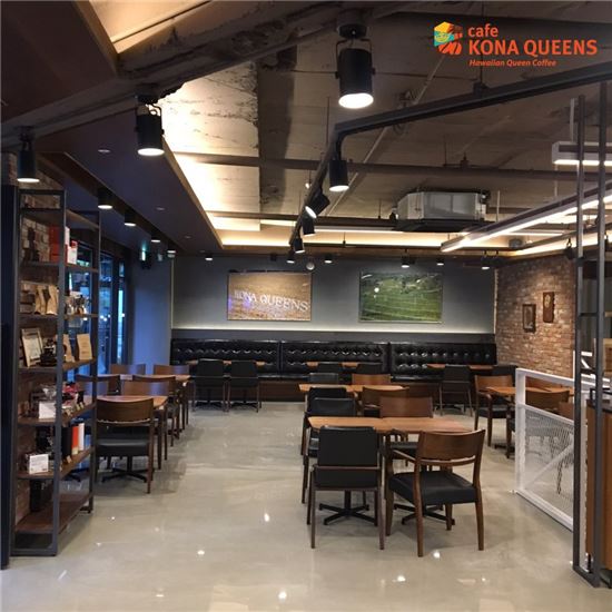 1인당 하루 1잔·연간 377잔… ‘프리미엄 vs 가성비’ 양극화된 커피 시장