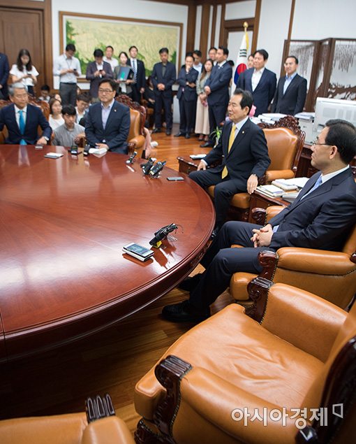 [포토]자유한국당, 여야 정례회동에 끝내 불참