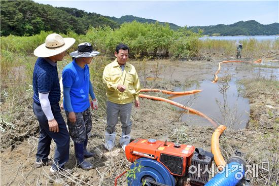 윤장현 광주시장, 가뭄 현장 방문 관계자들 격려