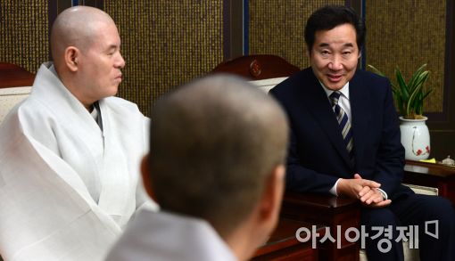 이낙연 "종교계가 국민 통합 위해 애써달라"