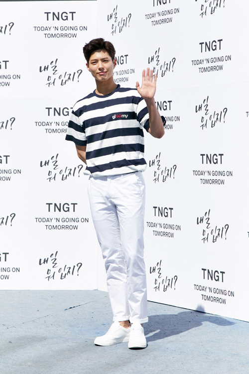 박보검, 캐주얼 패션 '남친룩' 정석 선보여