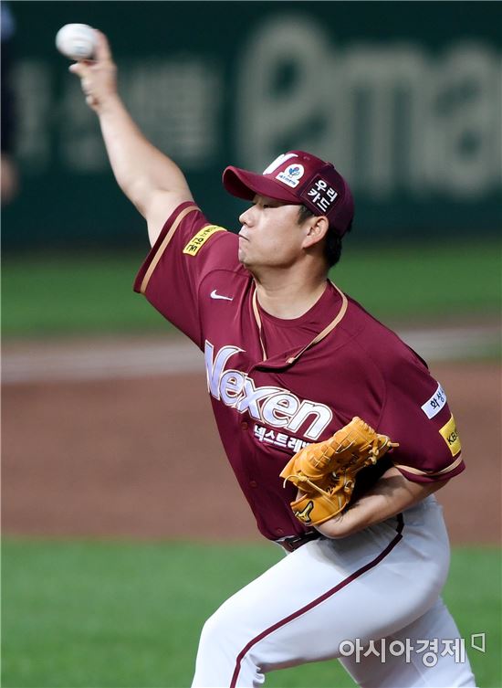 [포토]역투하는 넥센 김상수