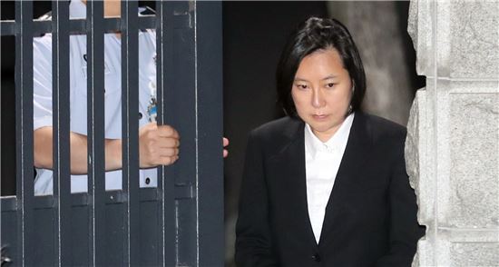 '특검 복덩이'었던 장시호, 이재용 재판서 "모른다" 일관