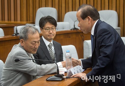 [포토]사형판결 내린 버스기사에 사죄하는 김이수