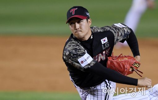 [포토]역투하는 LG 신정락