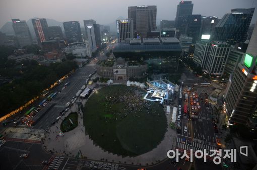 [포토]광장에서 열린 이한열 30주기 문화제