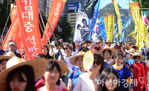 [포토]민주항쟁 뜻을 기리며…