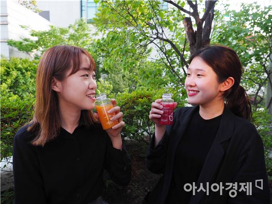 "탄산 대신 건강음료"…올리브영서 매출 120% '껑충'