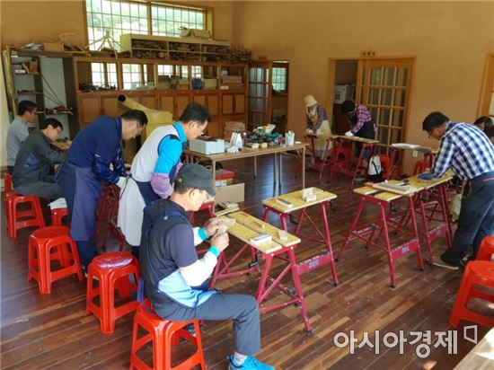 화순군, 목공예 체험교실 개강 