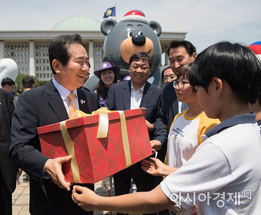 [포토]취임1주년 맞은 정세균 국회의장