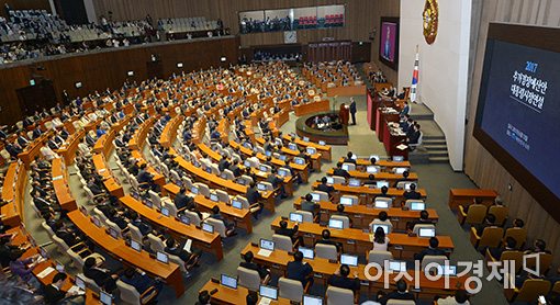 [포토]추경예산안 대통령 추경연설