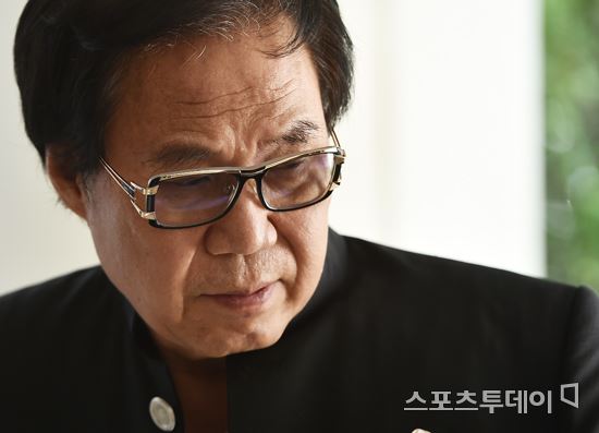 '미술품 대작' 조영남 유죄…법원 "미술계 관행 아니다"(종합)